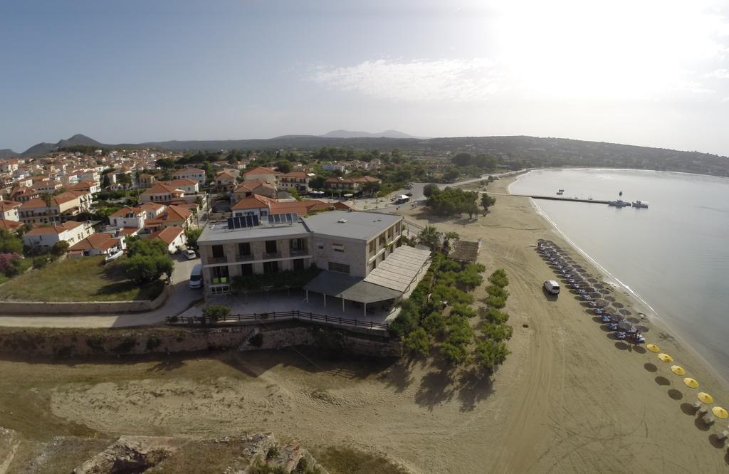 Methoni Beach Hotel Екстер'єр фото