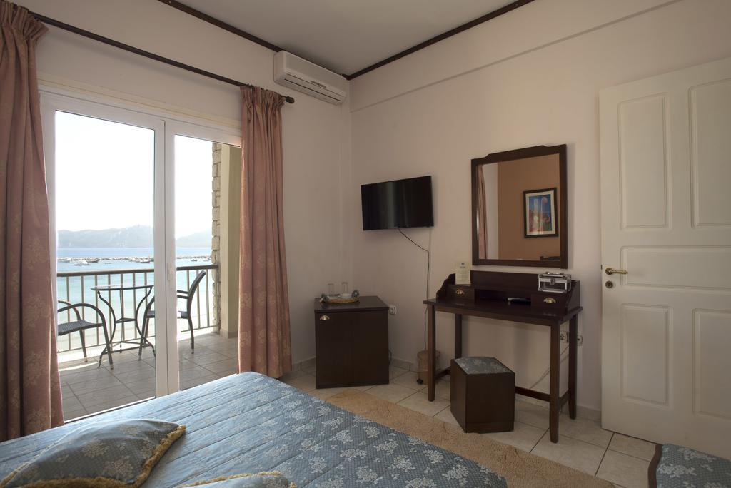 Methoni Beach Hotel Екстер'єр фото