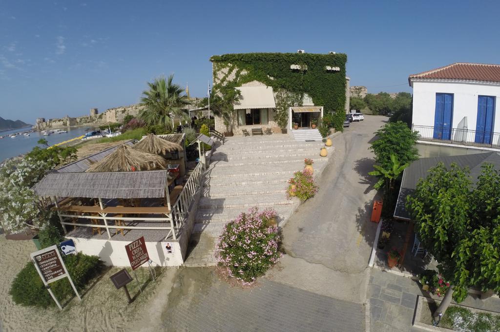 Methoni Beach Hotel Екстер'єр фото