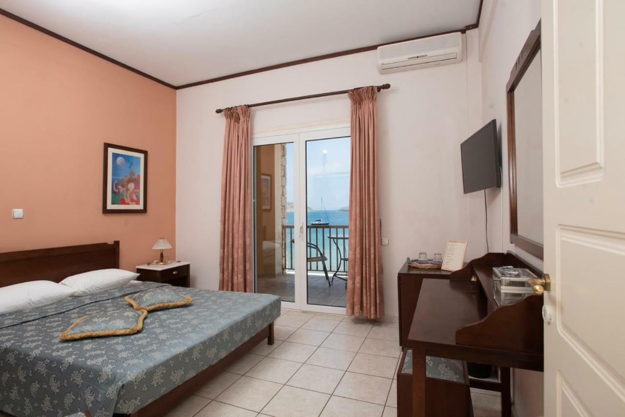 Methoni Beach Hotel Екстер'єр фото